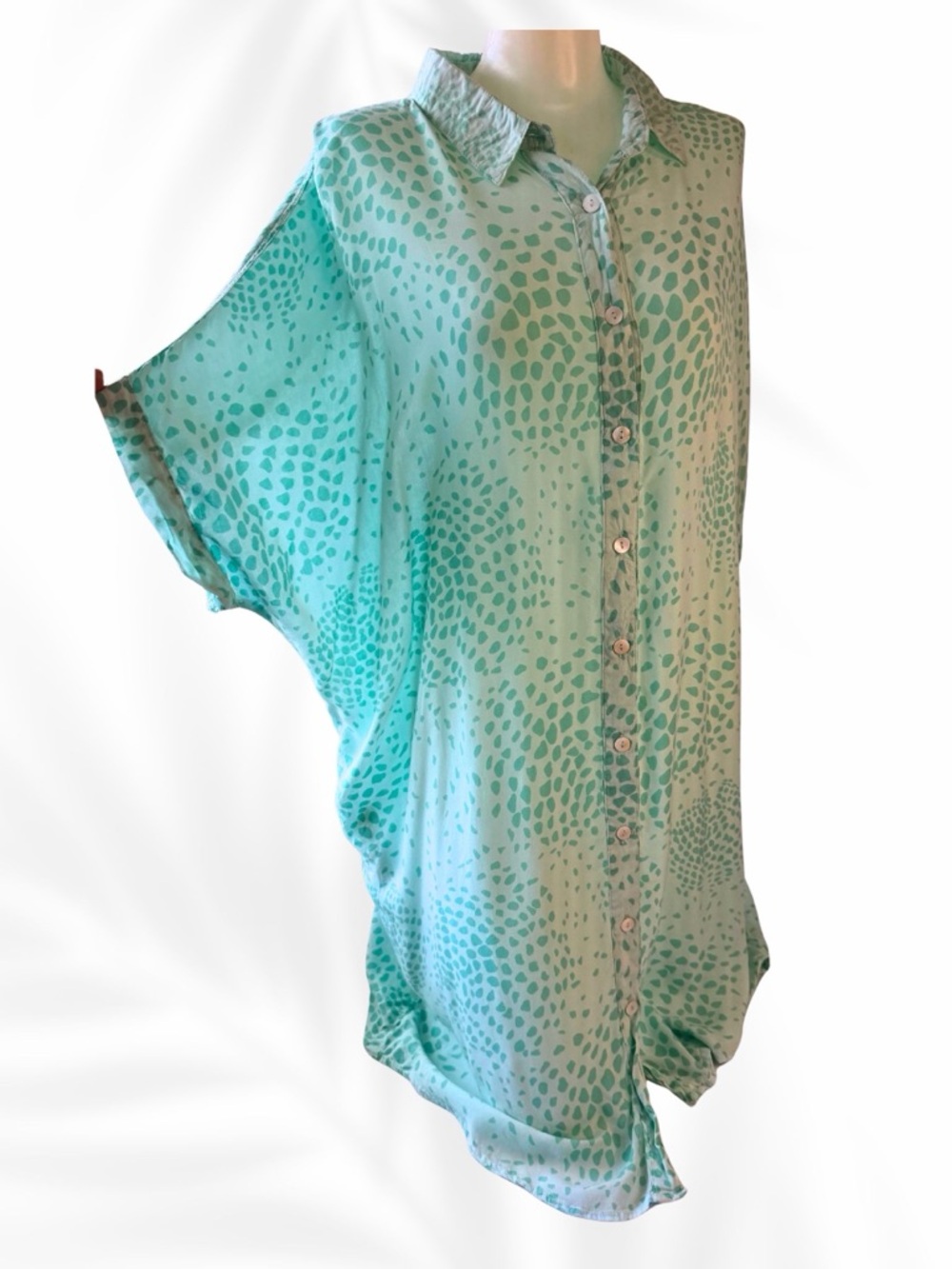 Waiwaolani x Onepāʻa Hawai‘i Teal Tropical Button Front Blouse Flowy Top M
